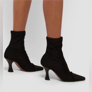 NEOUS Chic Black Heeled Boots for Women, so stylish and very comfortable